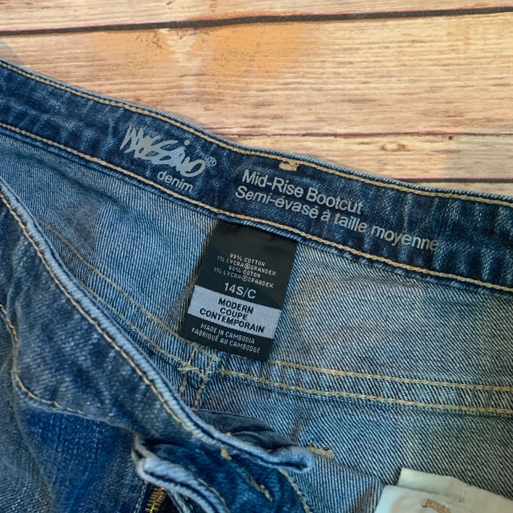 Mossimo Mid-Rise Bootcut Jean - Picture 2 of 3